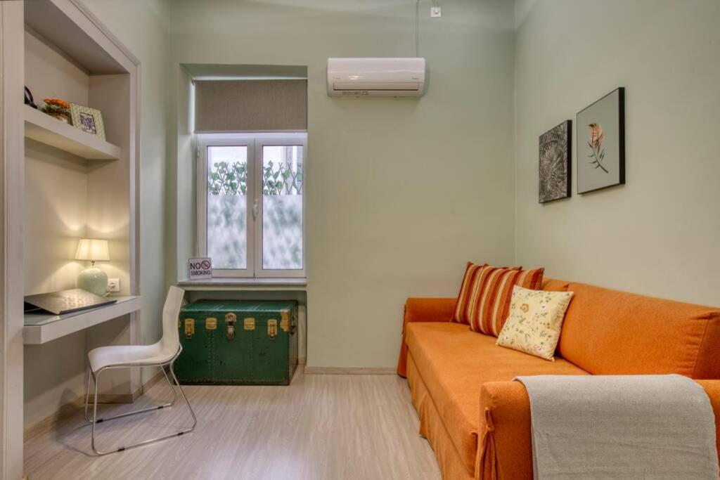 Plaka Filotheis House A Apartment Athena Bagian luar foto