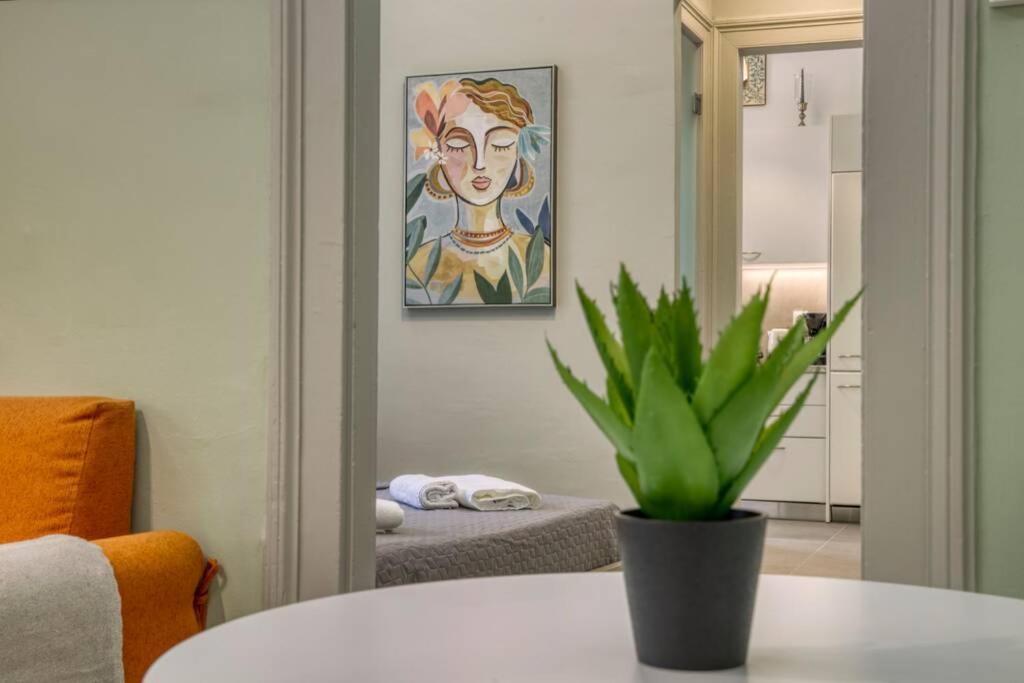 Plaka Filotheis House A Apartment Athena Bagian luar foto